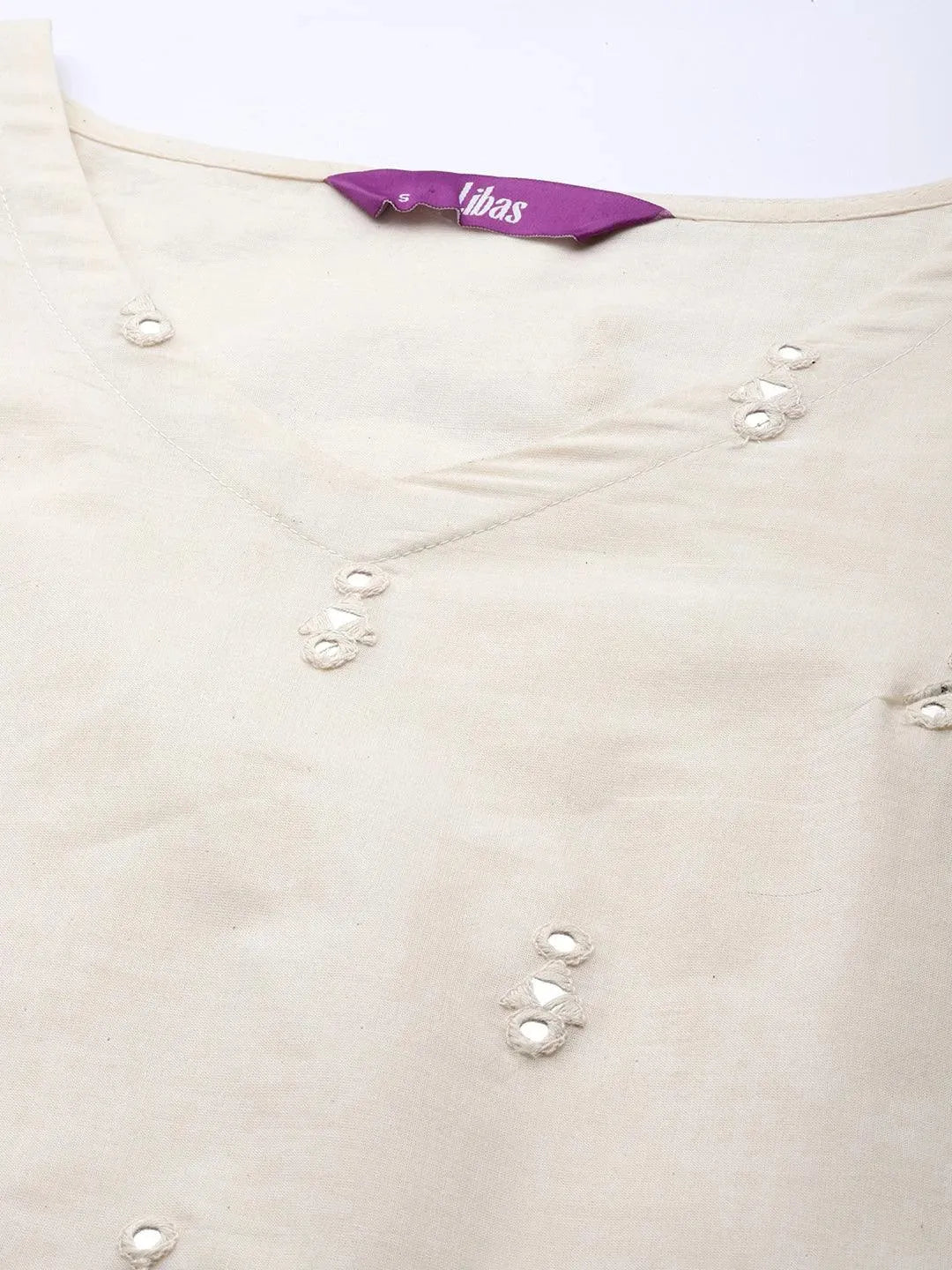 https://cdn.shopify.com/s/files/1/0341/4805/7228/files/off-white-embroidered-cotton-straight-kurta-with-dupatta-libas-6-27531218583702.jpg?v=1739541827