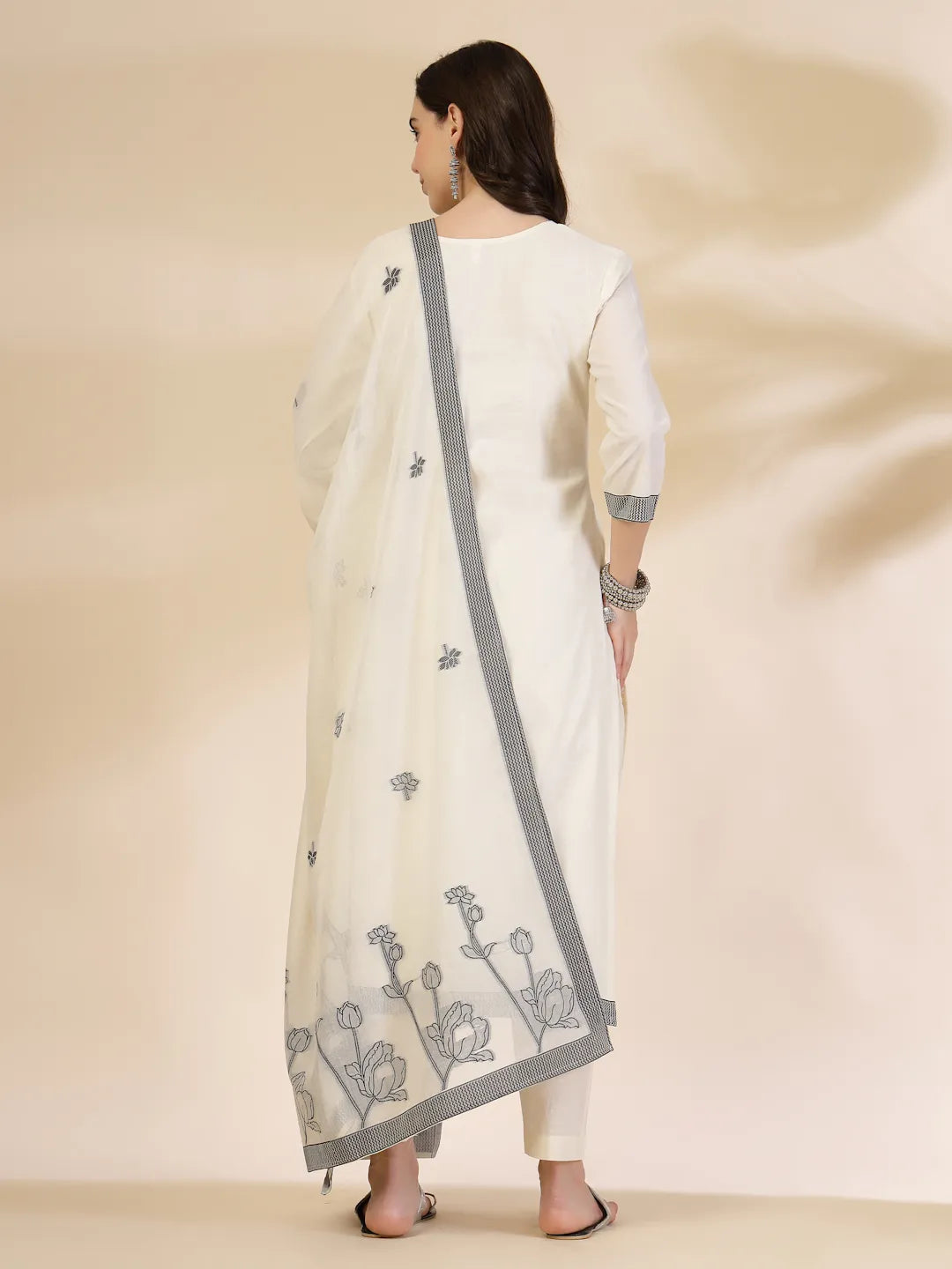 Yufta Off White Handloom Cotton Jacquard Sequins Work Kurta Dupatta Pant Set