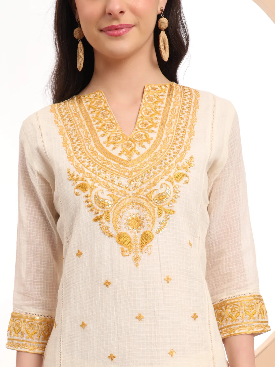 Yufta Off-White Pure Handloom Cotton Weaved Thread Work Kurta Dupatta Pant Set