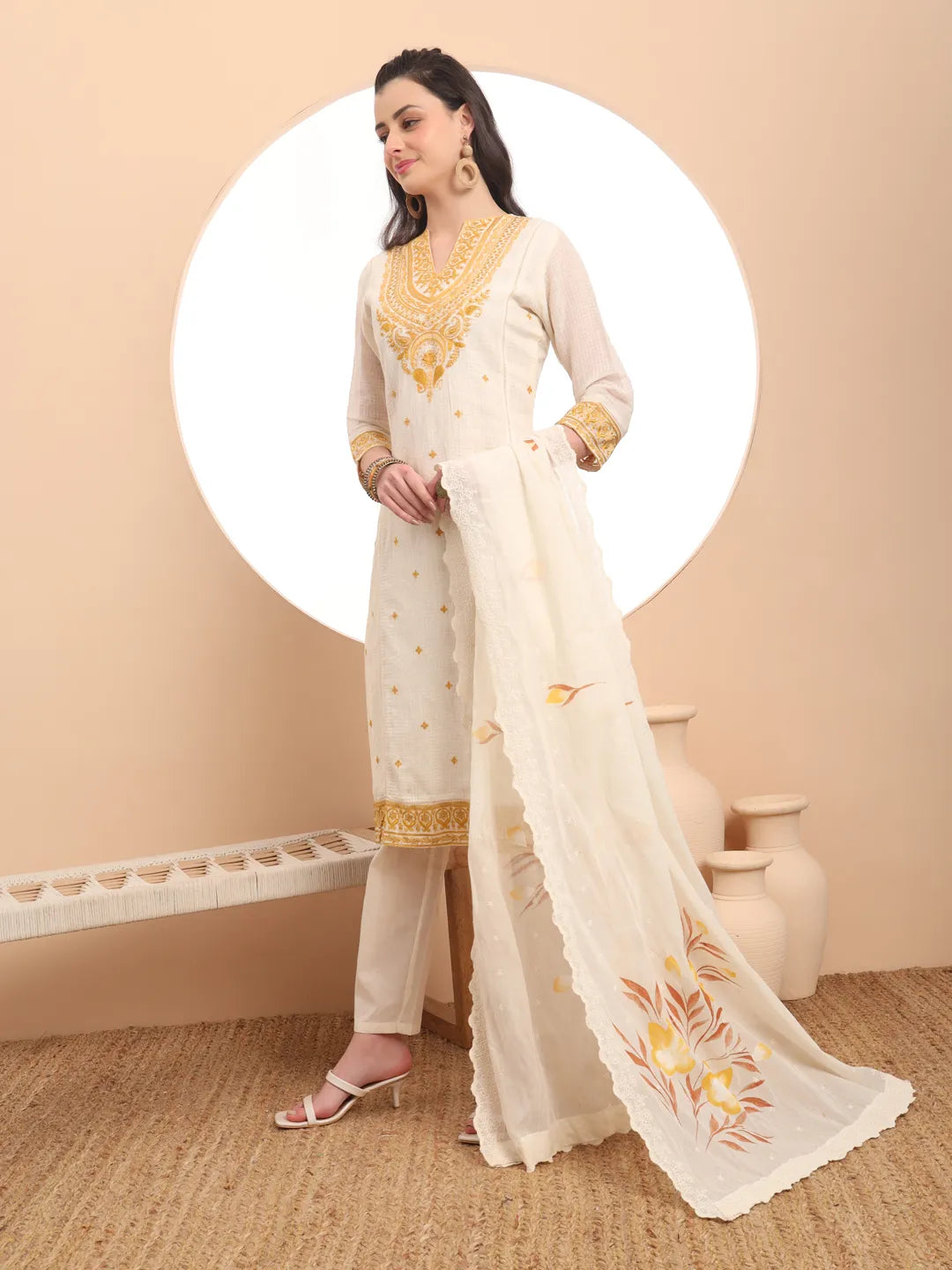 Yufta Off-White Pure Handloom Cotton Weaved Thread Work Kurta Dupatta Pant Set