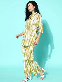 Thumbnail for https://cdn.shopify.com/s/files/1/0341/4805/7228/files/olive-printed-cotton-night-suit-libas-3.jpg?v=1739541782