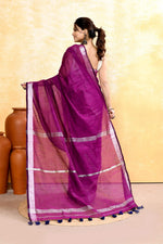 Thumbnail for Piyari Fashion Women's Magenta Embellished Cotton Blend Zari Border Handloom Saree - Distacart