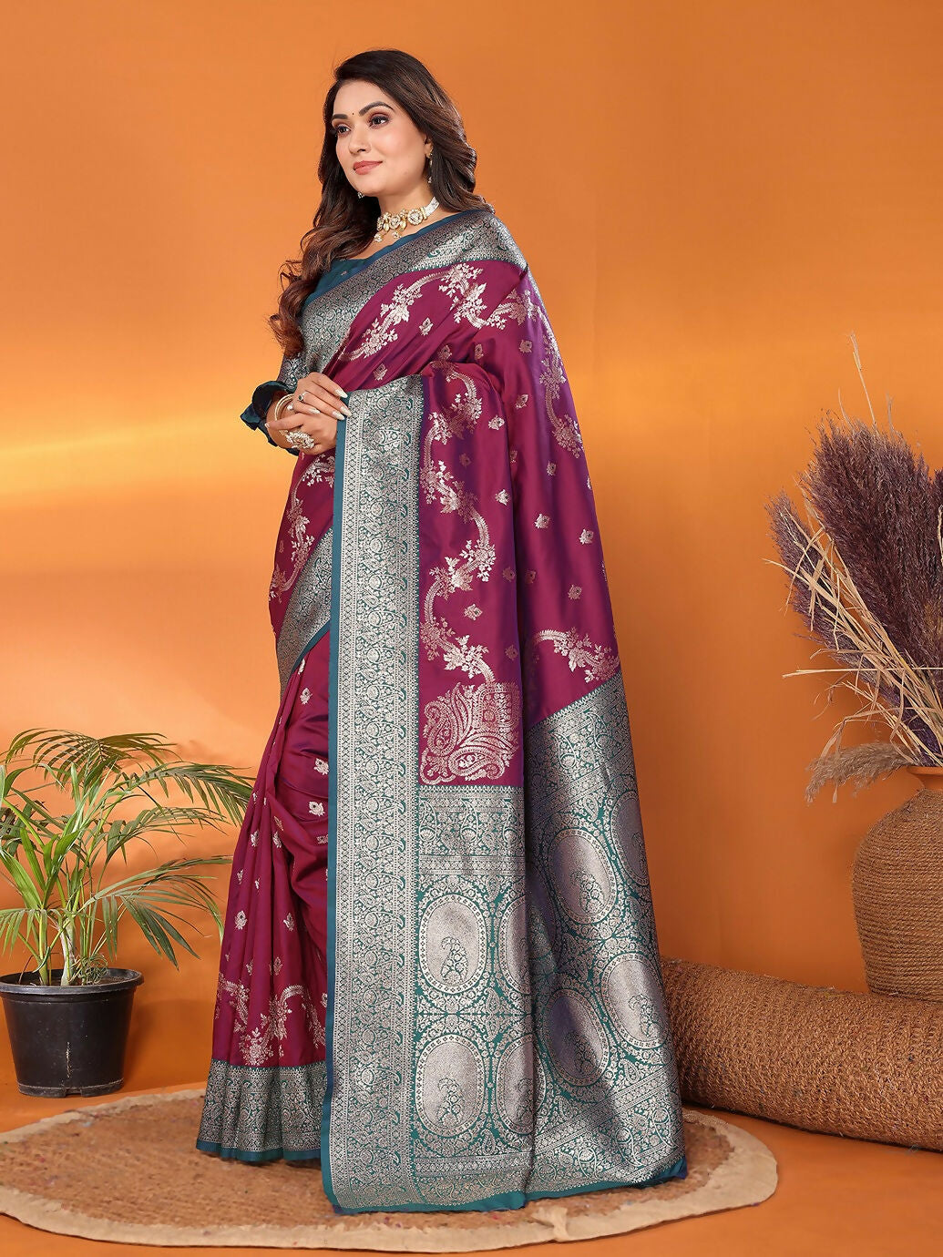 Joban Fashion Banarasi Purple Woven Soft Silk Saree