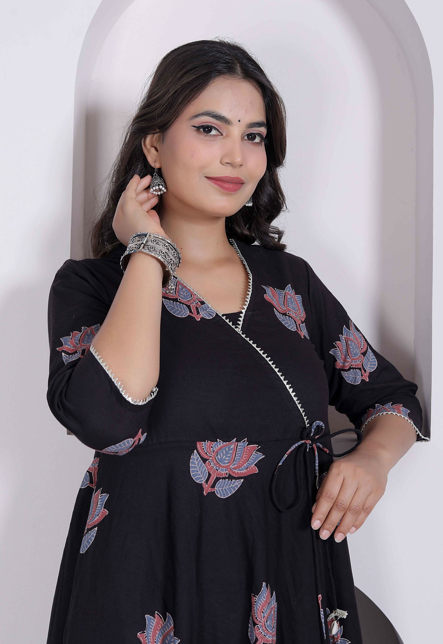 Miravan Womens Cotton Floral Print Anarkali Kurta-Black - Dista