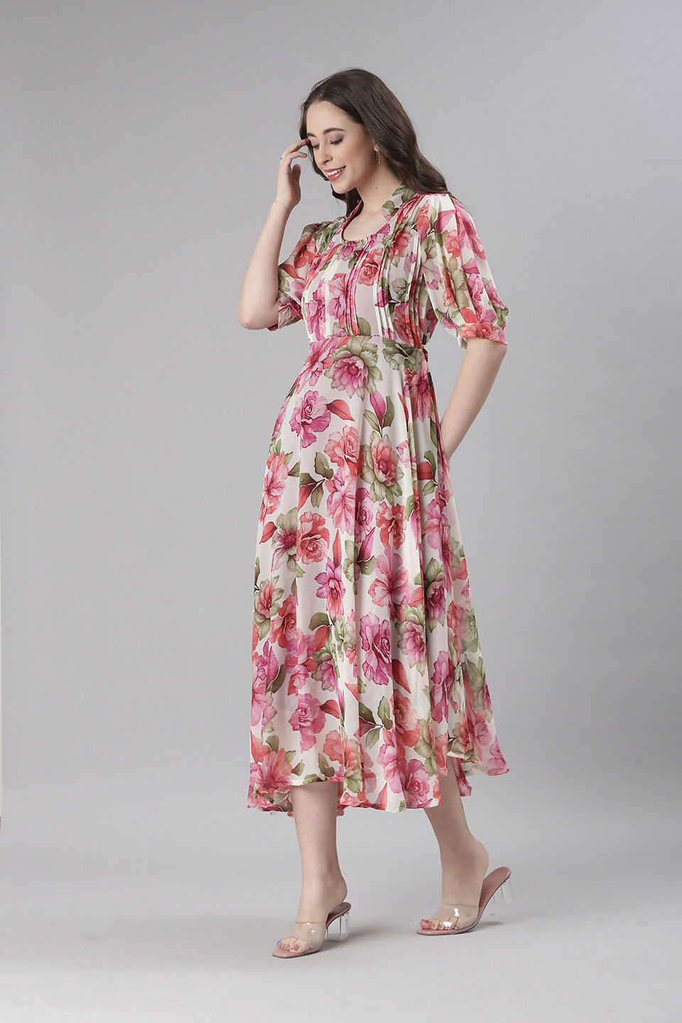 Souchii Cream Floral Chiffon Dress - Dista