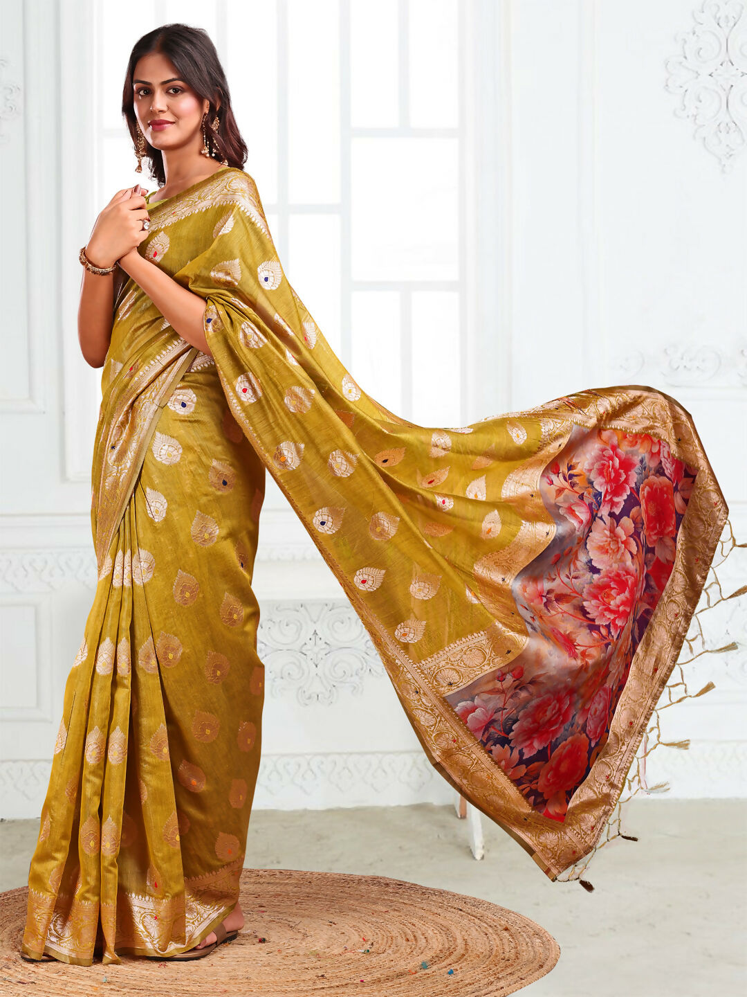 Astita Linen Cotton Mhendi Green Saree