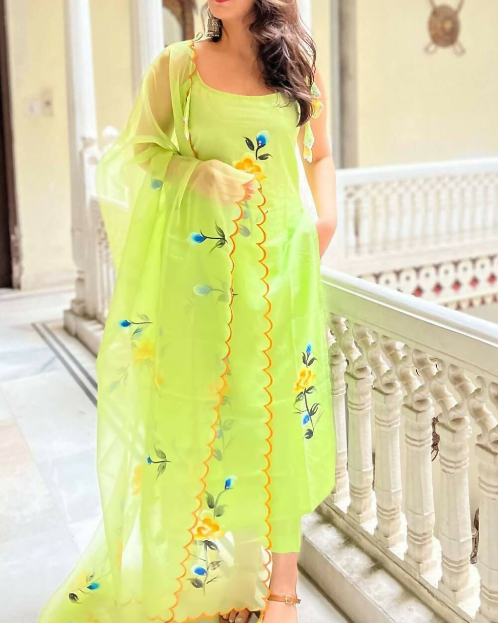 Divine Drape Women's Viscose Printed Straight Kurta Pant With Dupatta - Green