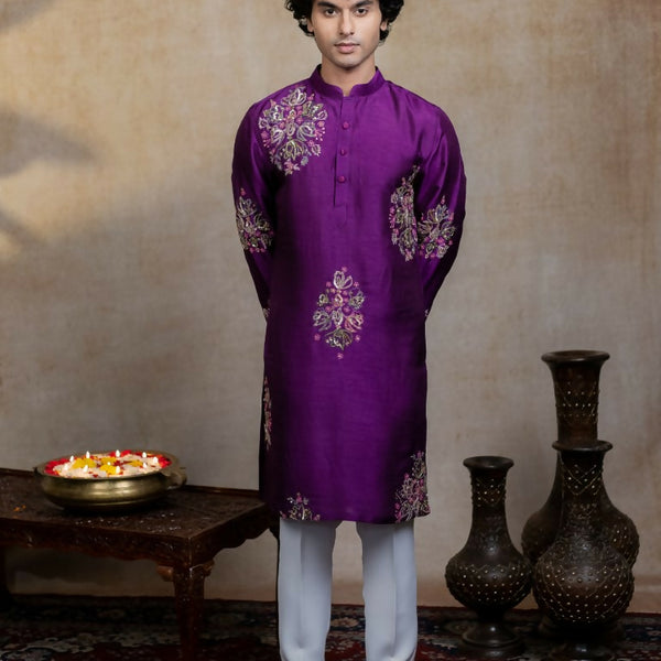 Falling Raw Silk Purple Mayura Cham Set By Hilo Design