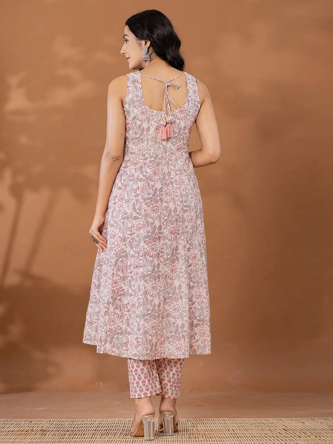 Yufta Peach Cotton Anarkali Square Neck Kurta Dupatta Set