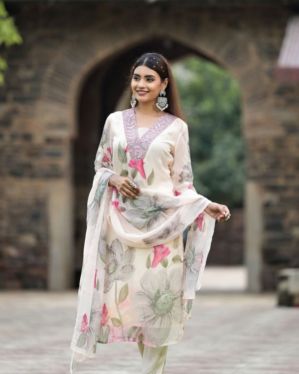 Lorenvalley Black Georgette Printed with Embroidery Work Kurta Set - Distacart