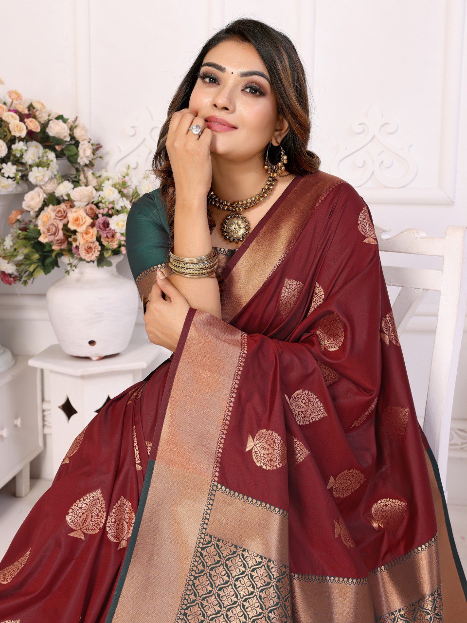 Anaita Maroon Weaving Saree With Blouse - Distacart