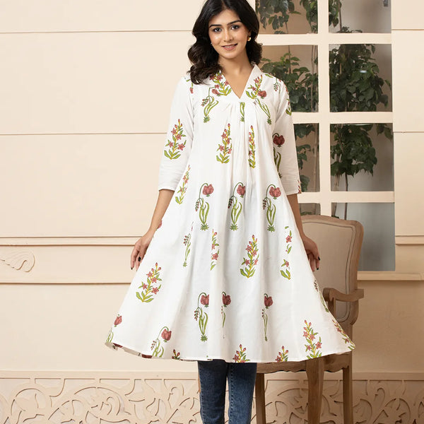 Yufta Pink & White Cotton Floral Print Aline Kurta - Distacart