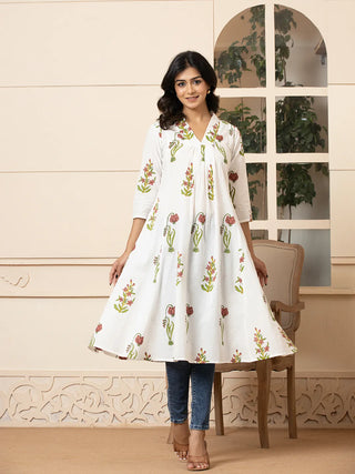 Yufta Pink & White Cotton Floral Print Aline Kurta - Distacart