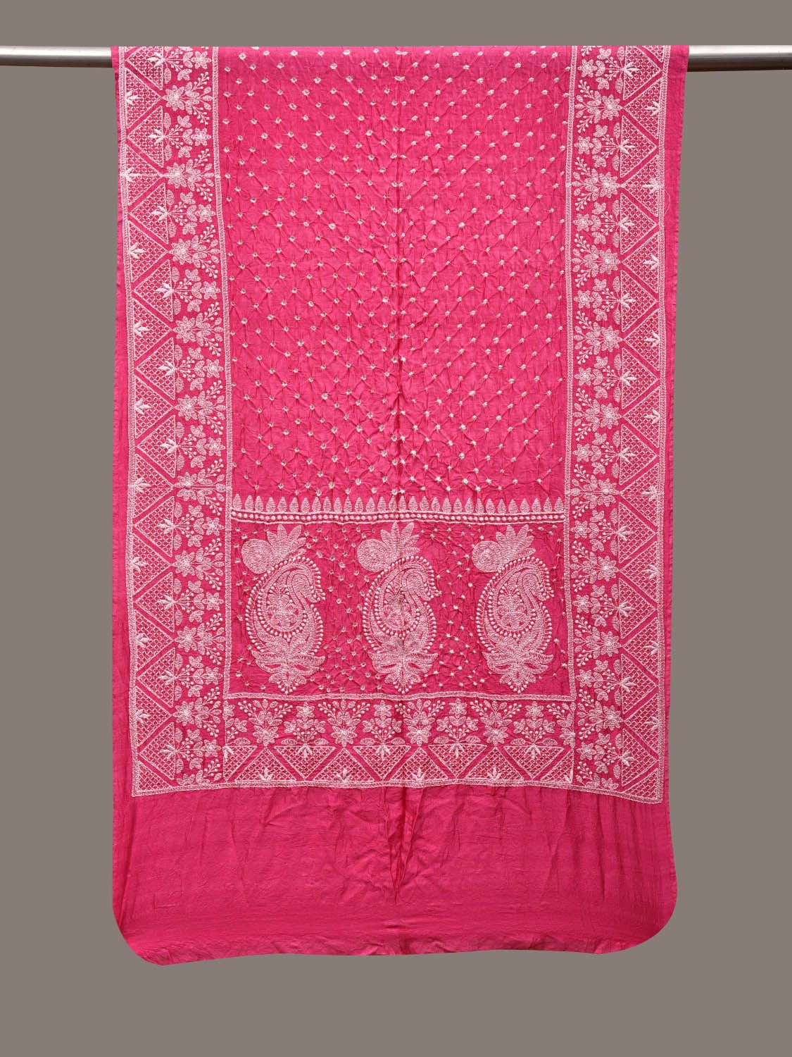 Pink Bandhani Silk Stole with Embroidary Work Design - Global Threads - Distacart