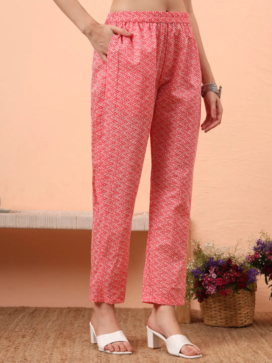 Yufta Pink Pure Cotton Ethnic Motifs Straight Kurta Pant Set
