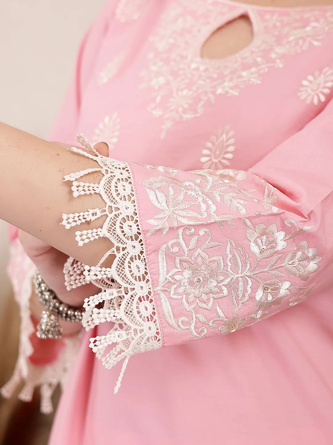 Yufta Pink Solid Thread Work Straight Kurta Trouser Dupatta Set