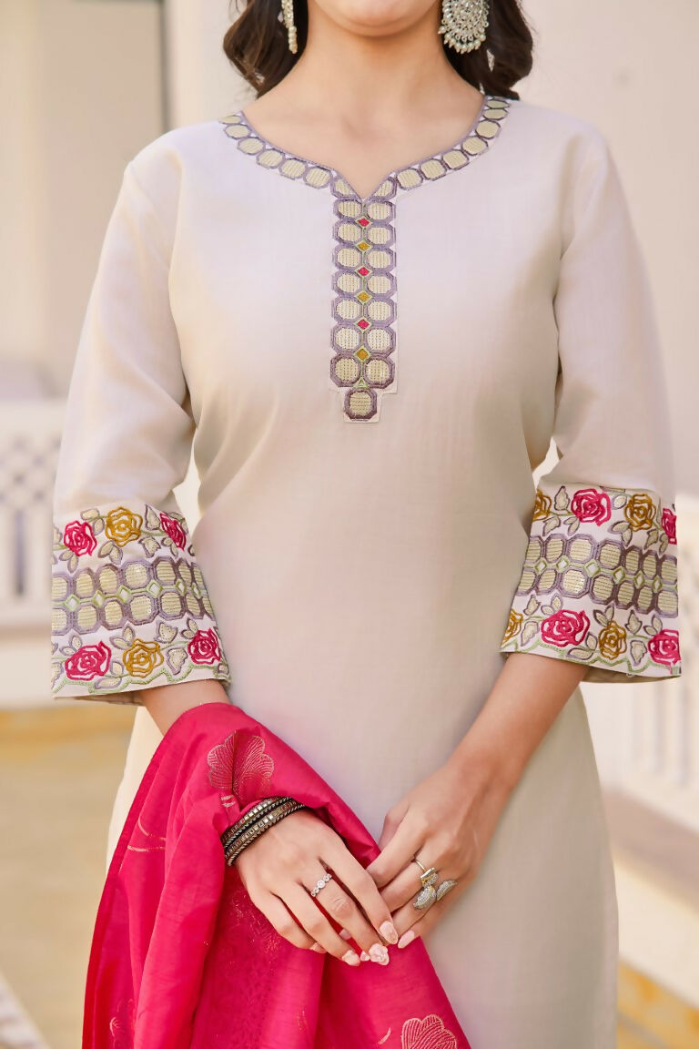 Nisha1006C