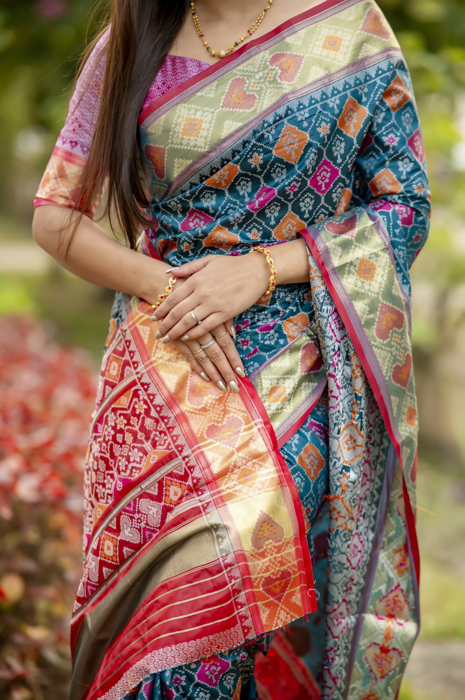 Vishnu Weaves Women's Rama Banarasi Silk Saree with Blouse - Distacart