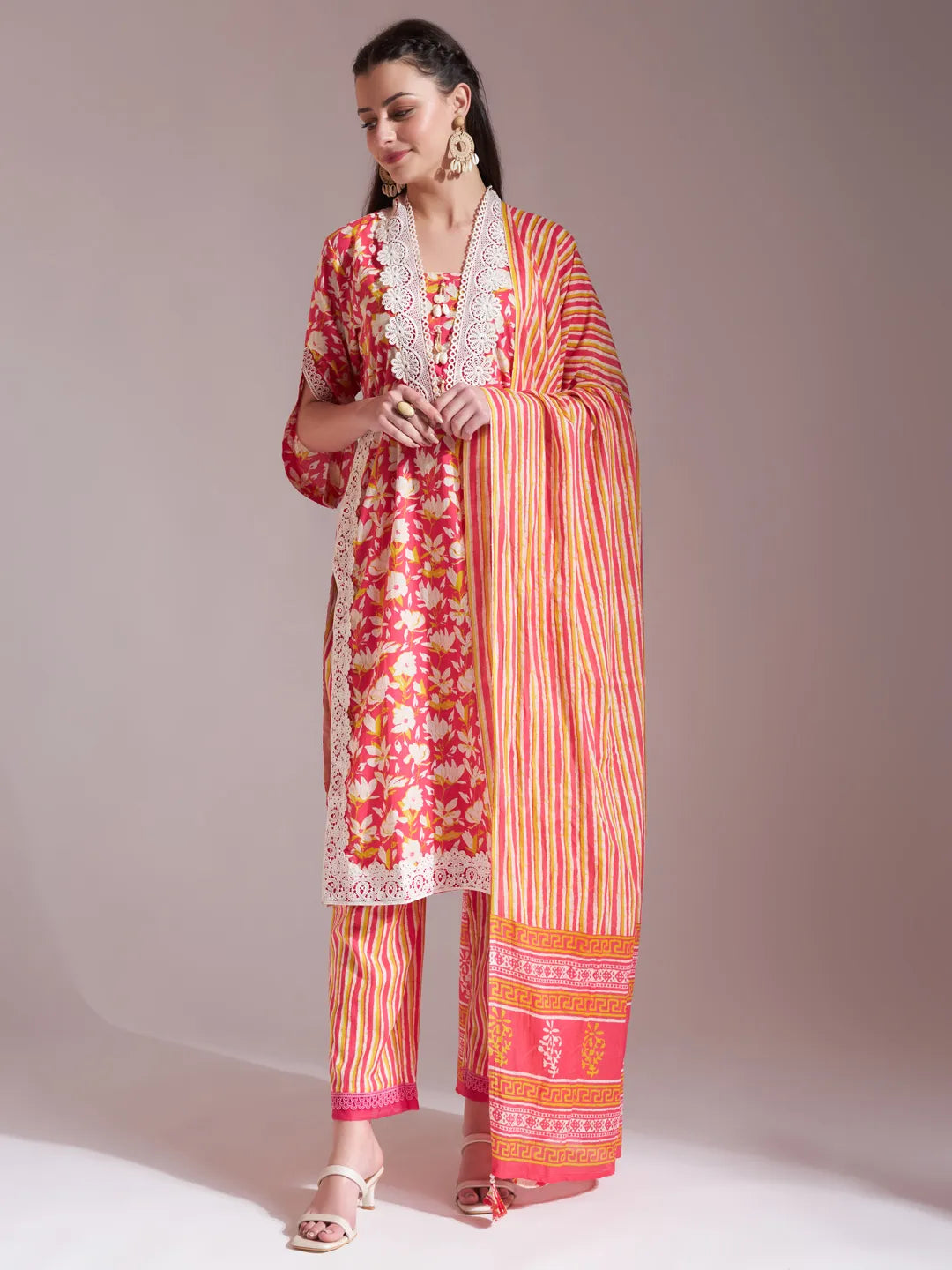 Yufta Pure Cotton Pink Kurta Dupatta Set With Lace Detailing - Distacart