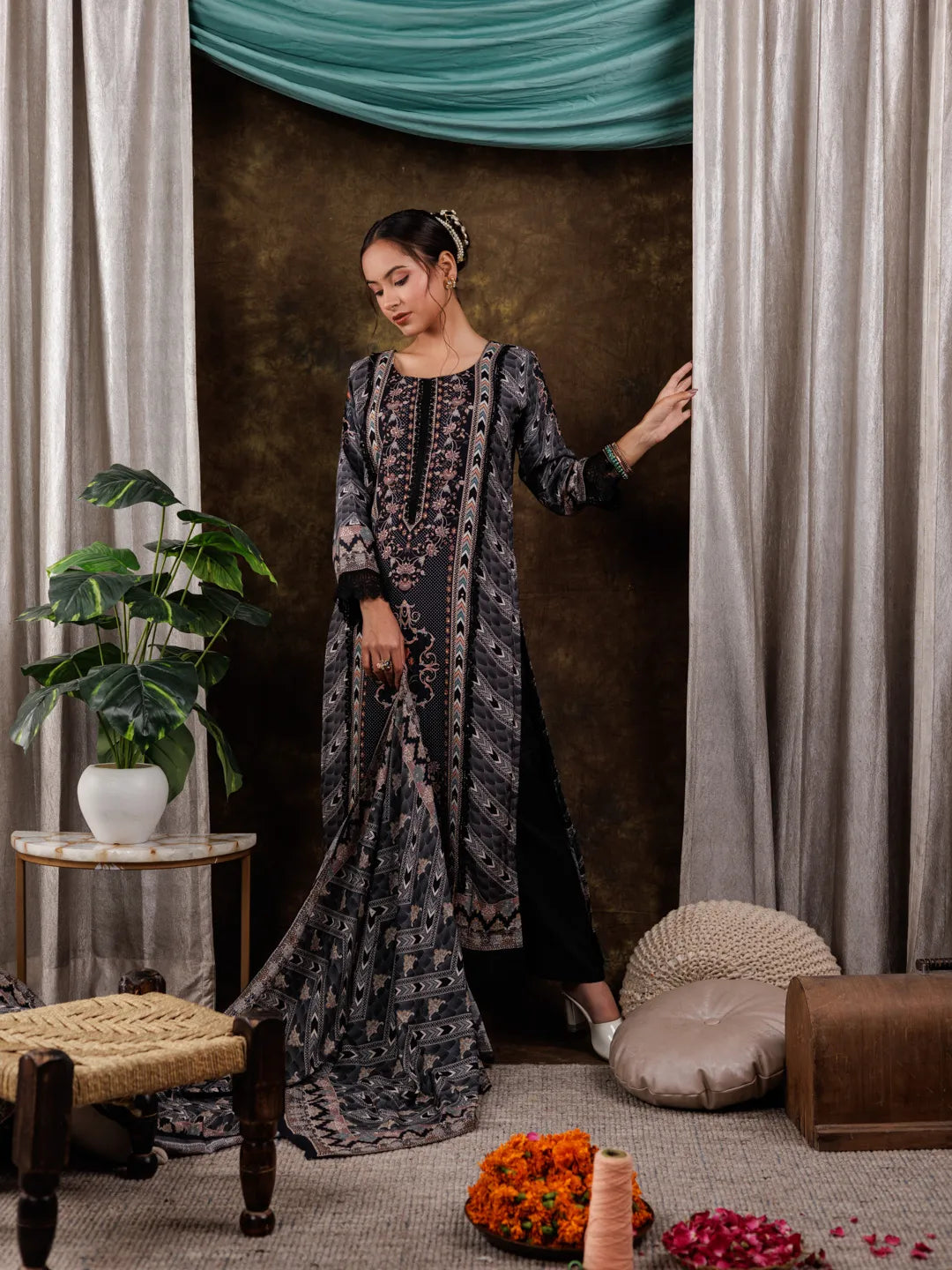 Yufta Pure Muslin Silk Black Ethnic Motifs Kurta Dupatta Set