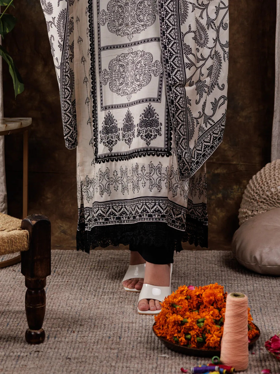 Yufta Pure Muslin Silk White Kurta Dupatta Set