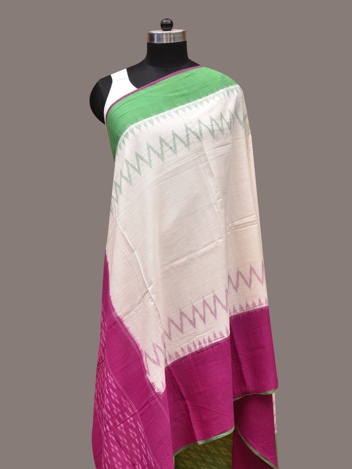 Purple and White Pochamaplly Ikat Cotton Handloom Dupatta with Temple Border Design - Global Threads - Distacart