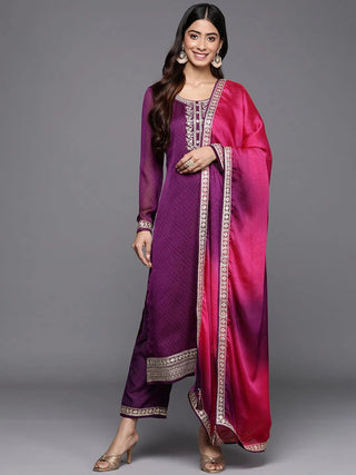 https://cdn.shopify.com/s/files/1/0341/4805/7228/files/purple-printed-chiffon-straight-kurta-with-trousers-and-dupatta-libas-1.jpg?v=1738304437