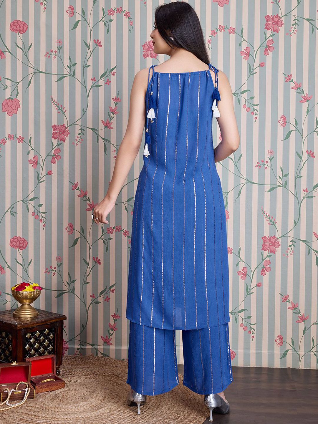 Ode by House of Pataudi Straight Kurta with Palazzos - Distacart