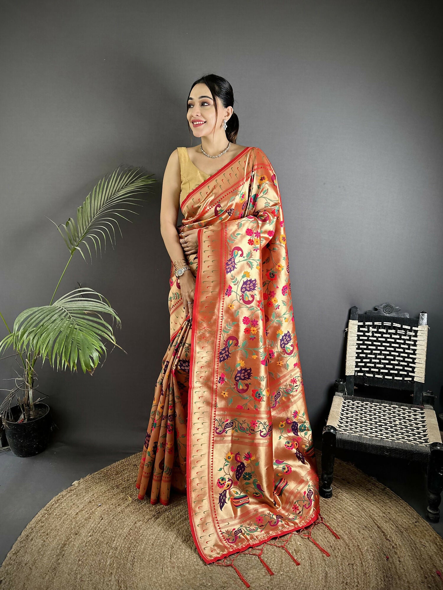 Joban Fashion Pastel Red Peacocks Flowers & Leaves Soft Silk Paithani Saree - Distacart