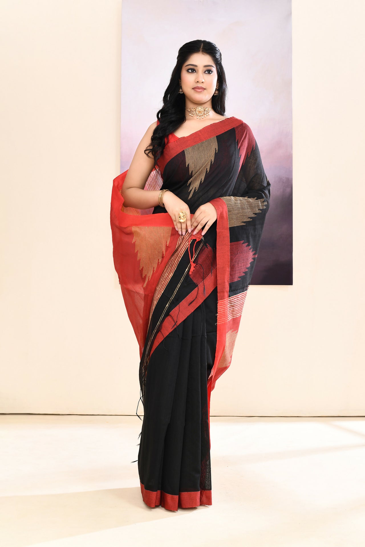 Piyari Fashion Women's Black Temple Border Embellished Cotton Blend Jamdani Saree - Dista