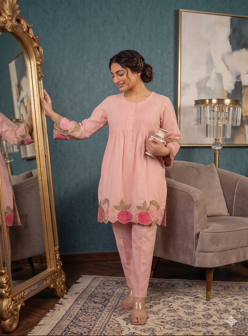 Teeya Creation Women's Lavender Embroidered Kurti Set - Dista
