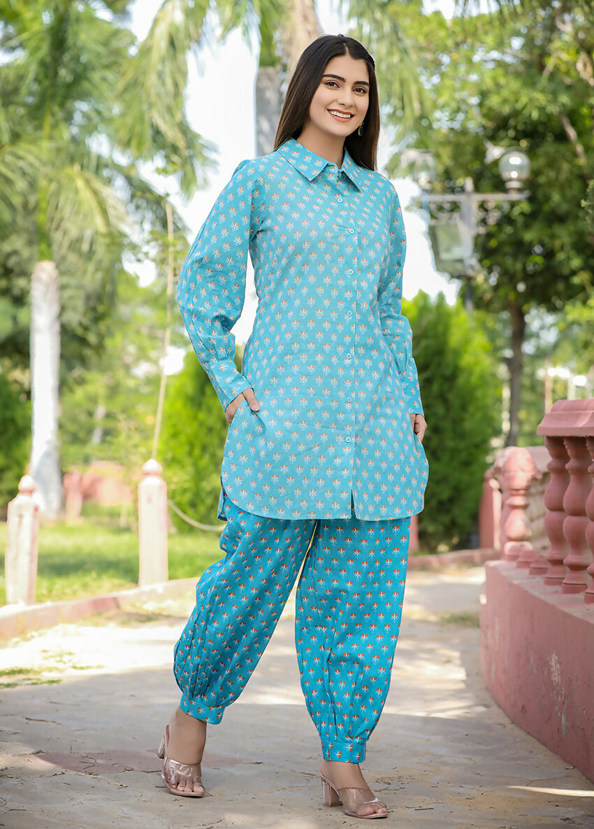 Kaajh Women's Sky Blue Printed Cotton Kurta Pant Set - Distacart