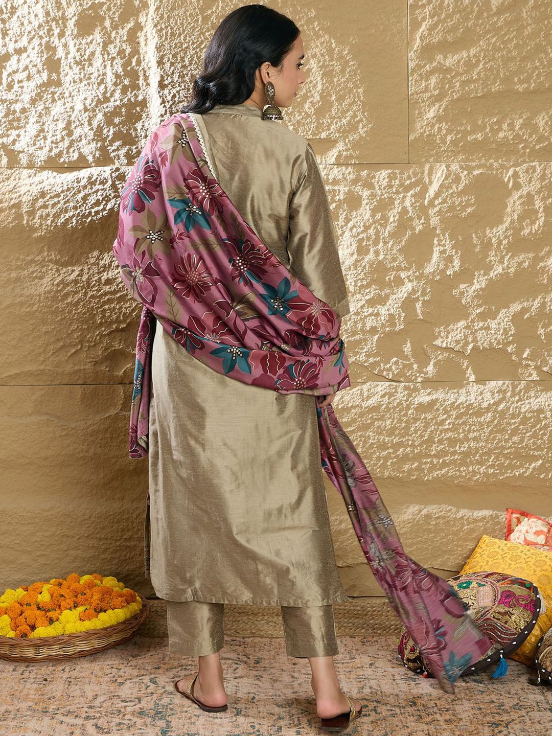 Indo Era Women Floral Embroidered Regular Thread Work Kurta with Trousers & Dupatta