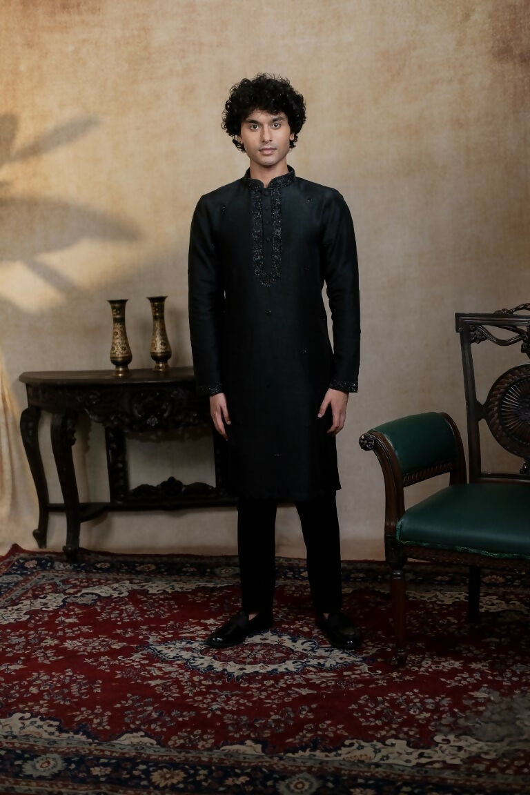 Falling Raw Silk Black Kajal Phool Kurta Set By Hilo Design