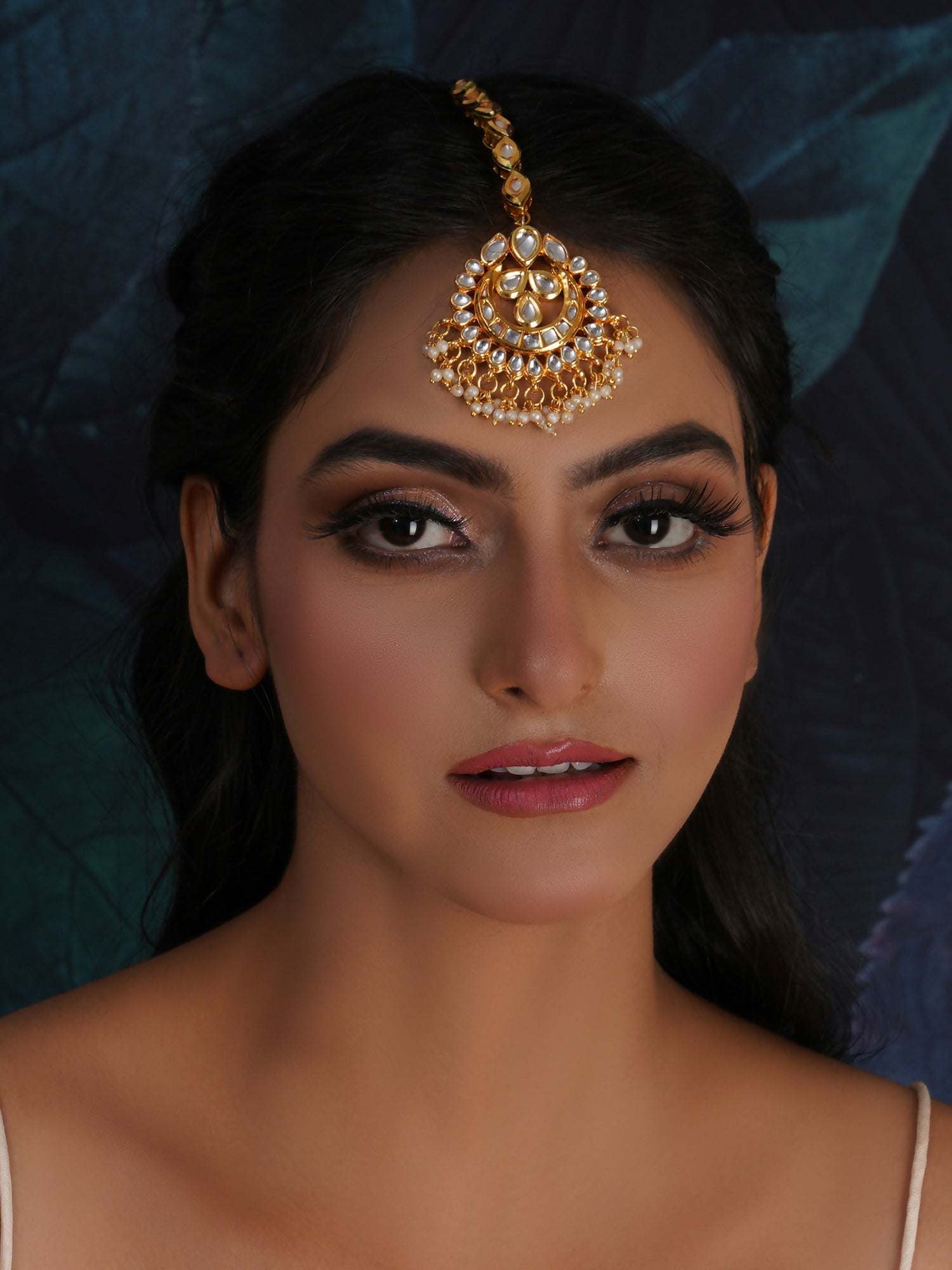 Kundan Maang Tikka (Gold) - Ruby Raang - Distacart