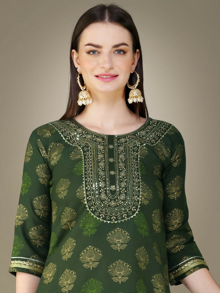 Jyoti Fashion Women's Dark Green Cotton Magic Slub Embroidery & Sequence work Kurta with Trouser & Dupatta - Distacart