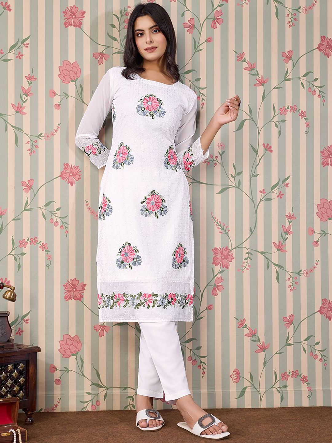 Ode by House of Pataudi Floral Embroidered Thread Work Floral Georgette Straight Kurta - Distacart