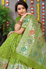 Thumbnail for Jyoti Fashion Women's Green Banarasi Silk Zari Woven Saree with Blouse - Distacart