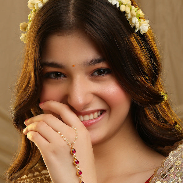 Ruby Raang Mannat Pearl Haath Phool