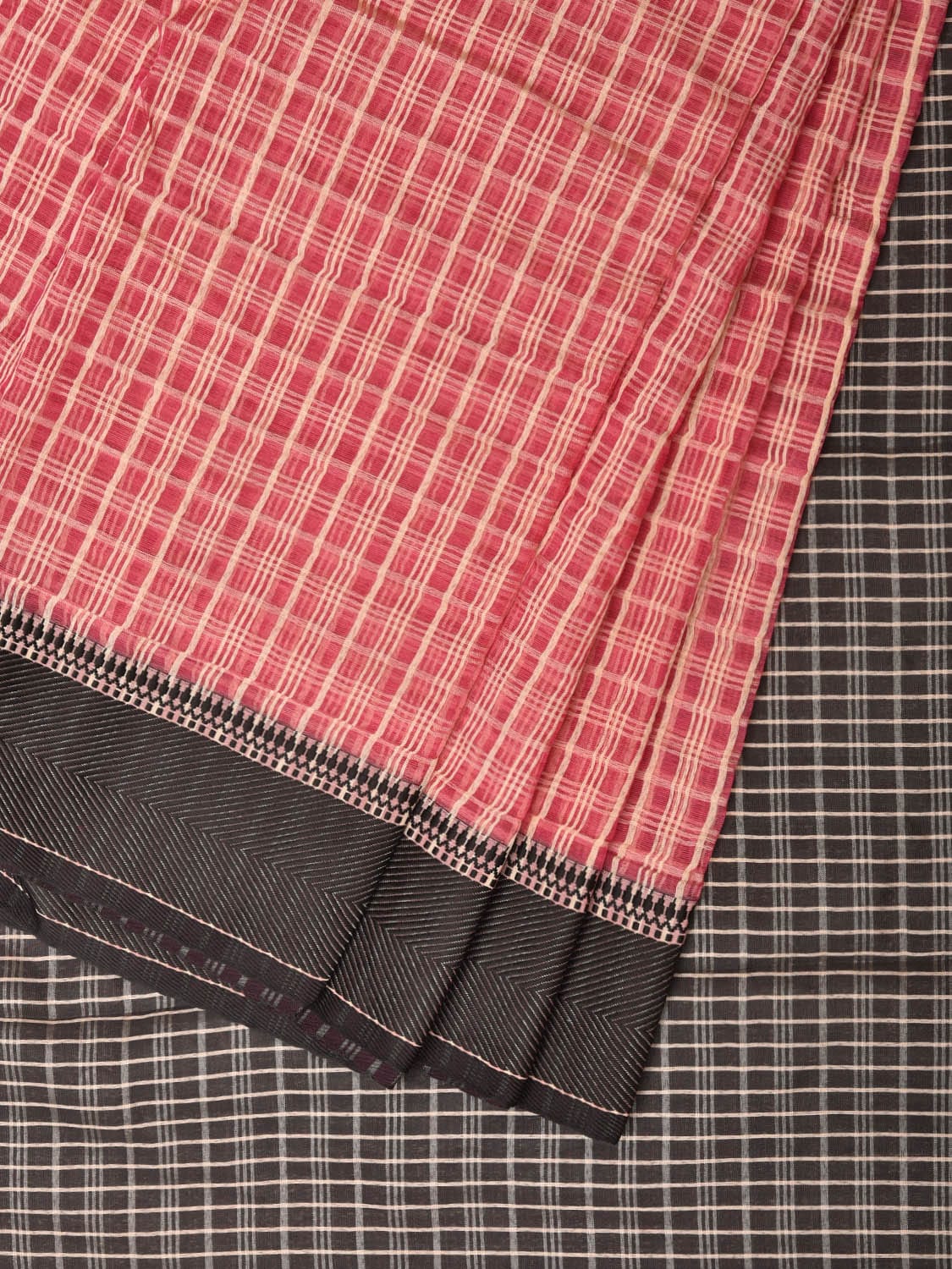 Red and Black Bamboo Cotton Saree with Checks Design No Blouse - Global Threads - Distacart