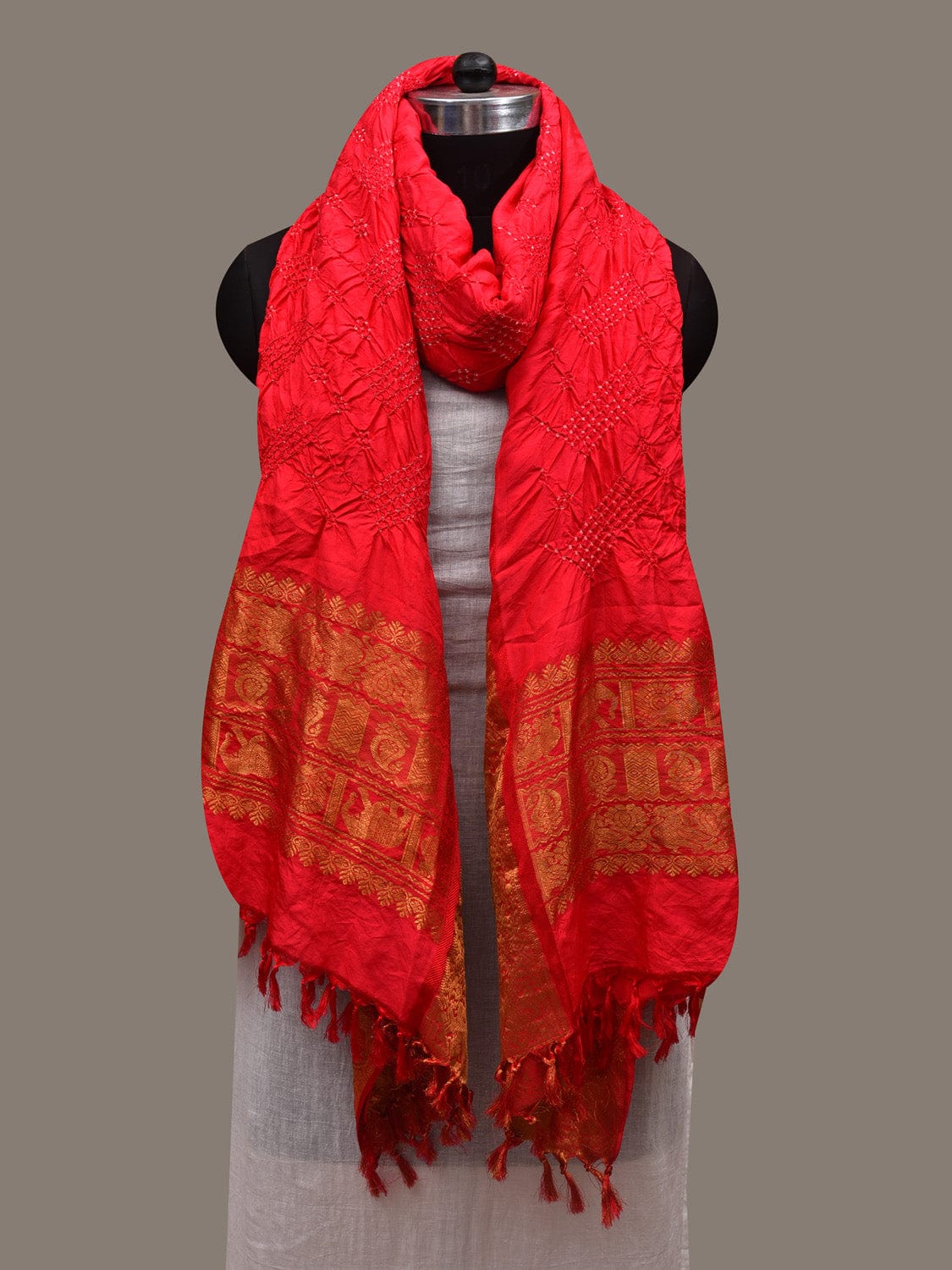 Red Bandhani Kanchipuram Silk Handloom Dupatta with Border Design - Global Threads - Distacart