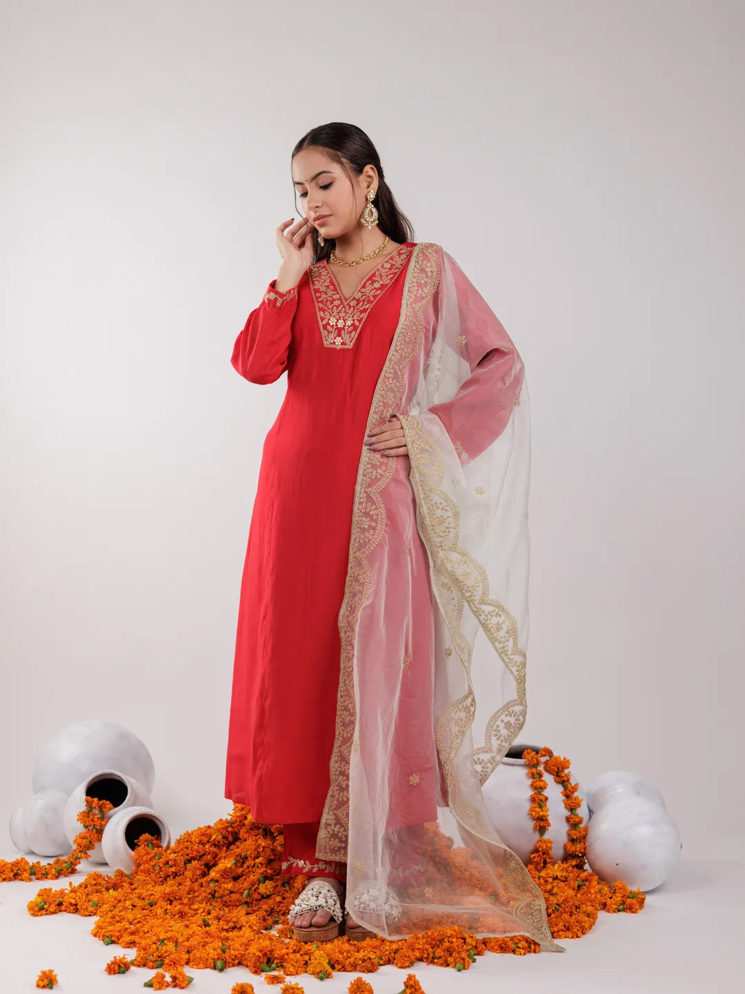 Yufta Red Silk Embroidered Kurta Dupatta Set - Distacart