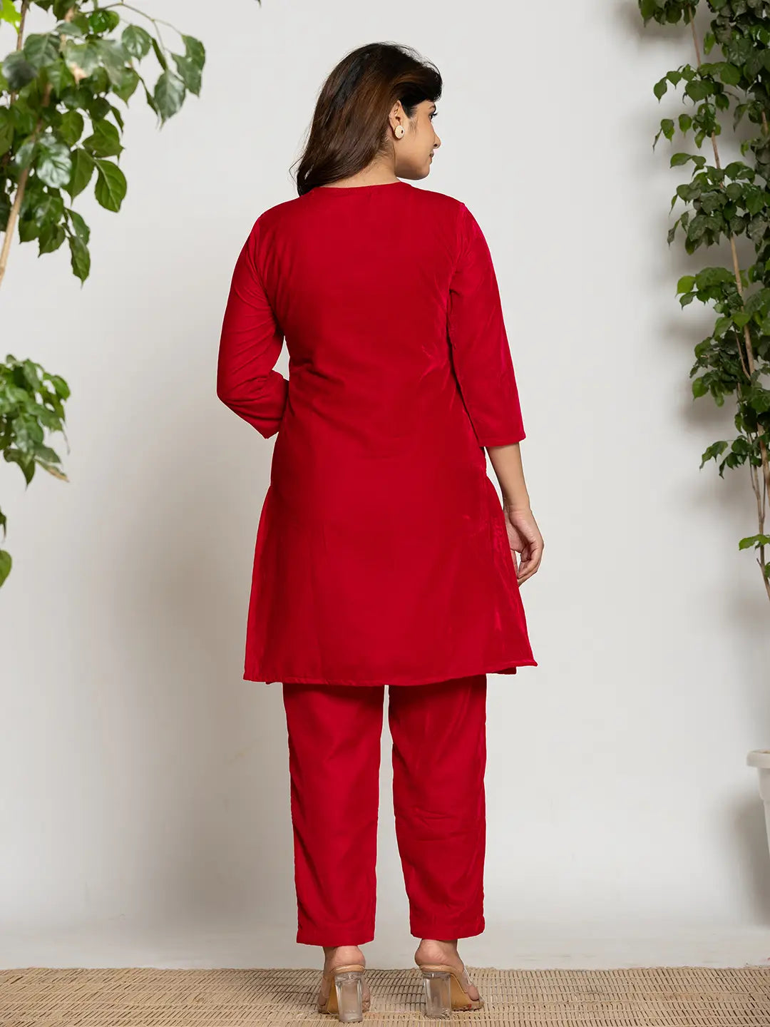 Yufta Pink Velvet Embroidered Tunic Co-Ord Set With Cotton Lining