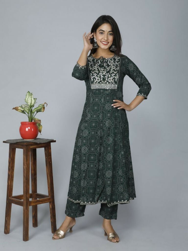 Alvano Women's Attractive And Stylish Rayon Anarkali Kurta With Pant And Dupatta - Distacart