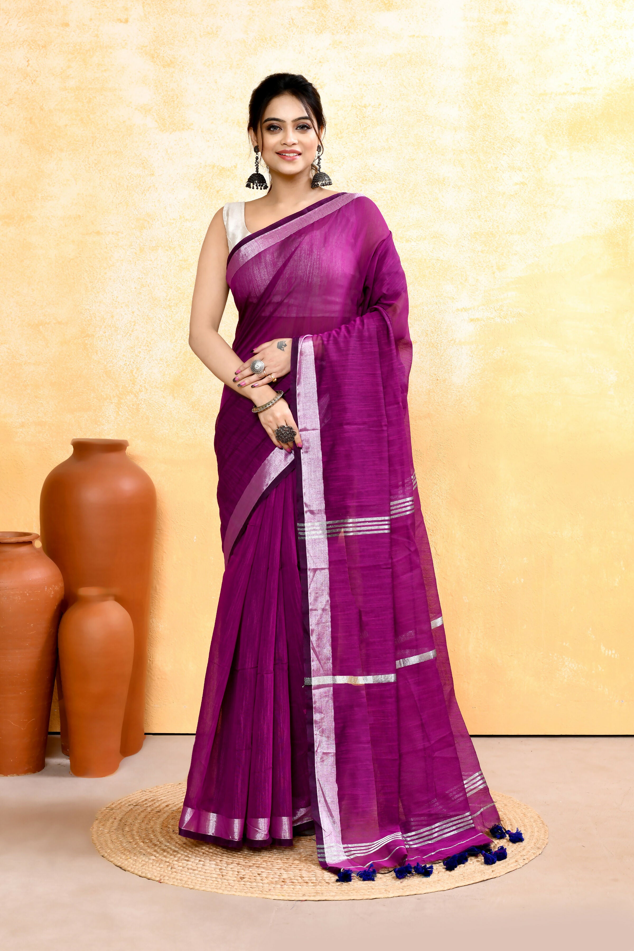 Piyari Fashion Women's Magenta Embellished Cotton Blend Zari Border Handloom Saree - Distacart