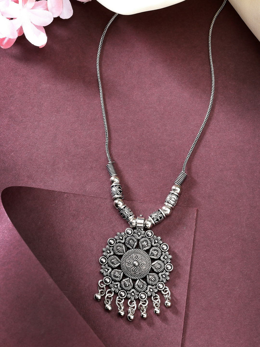 NVR Women's Silver-Toned Floral Shape Pendant with Chain - Distacart