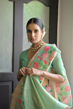 Thumbnail for Vishnu Weaves Women's Green Banarasi Silk Saree with Blouse - Distacart