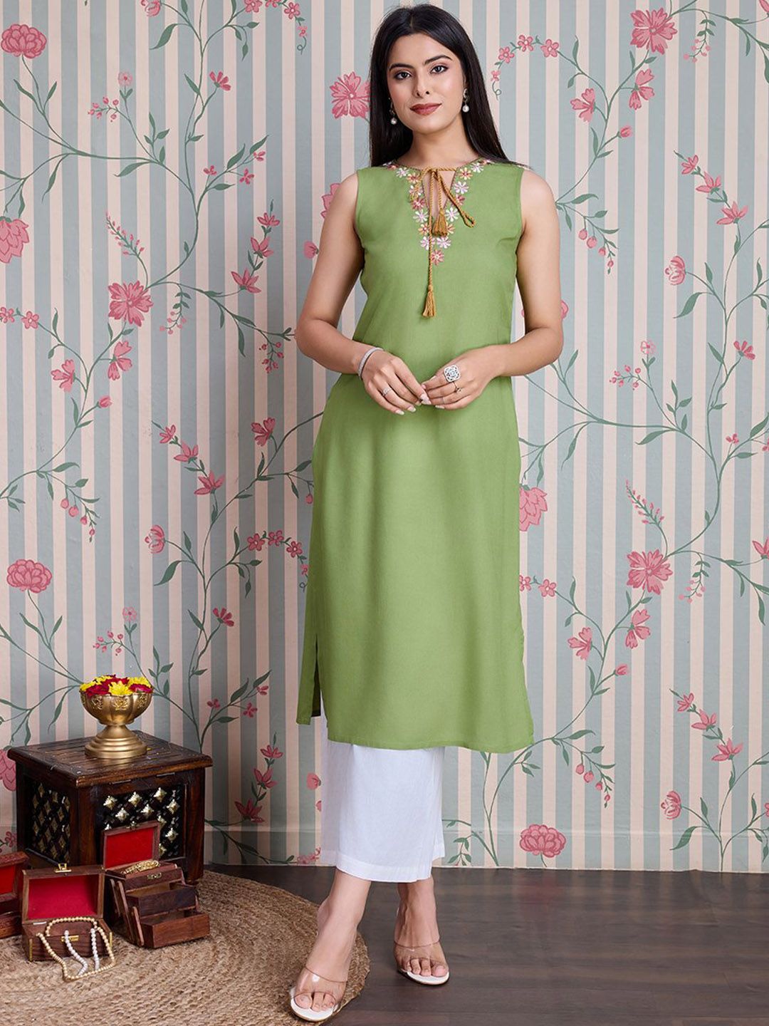 Ode by House of Pataudi Embroidered Thread Work Straight Kurta with Palazzos - Distacart