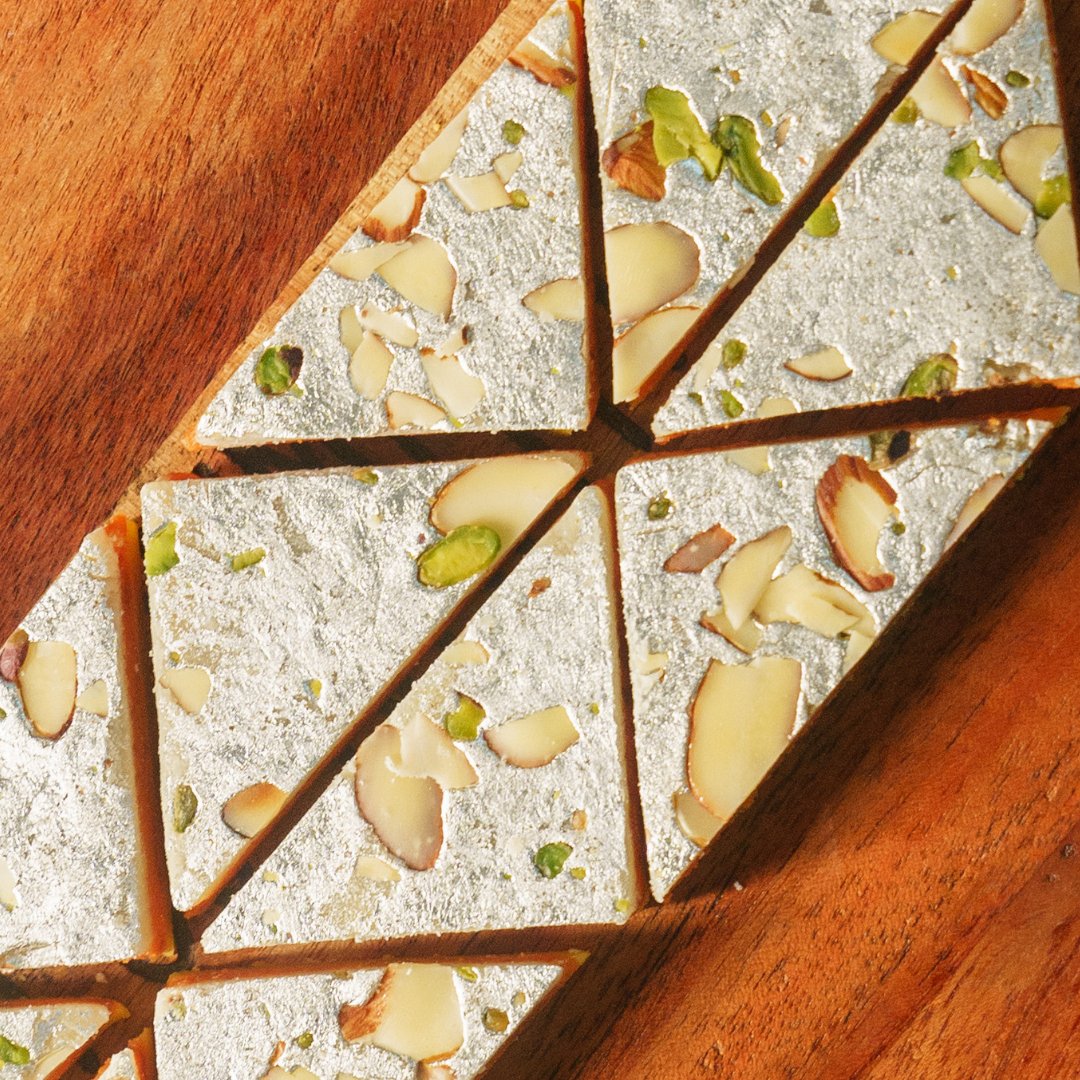 Shree Mithai Sangam Burfi - Distacart