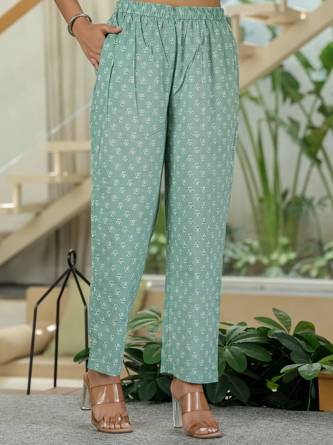 Yufta Sea Green Pure Cotton Thread Work Sequins Work Kurta Dupatta Pant Set